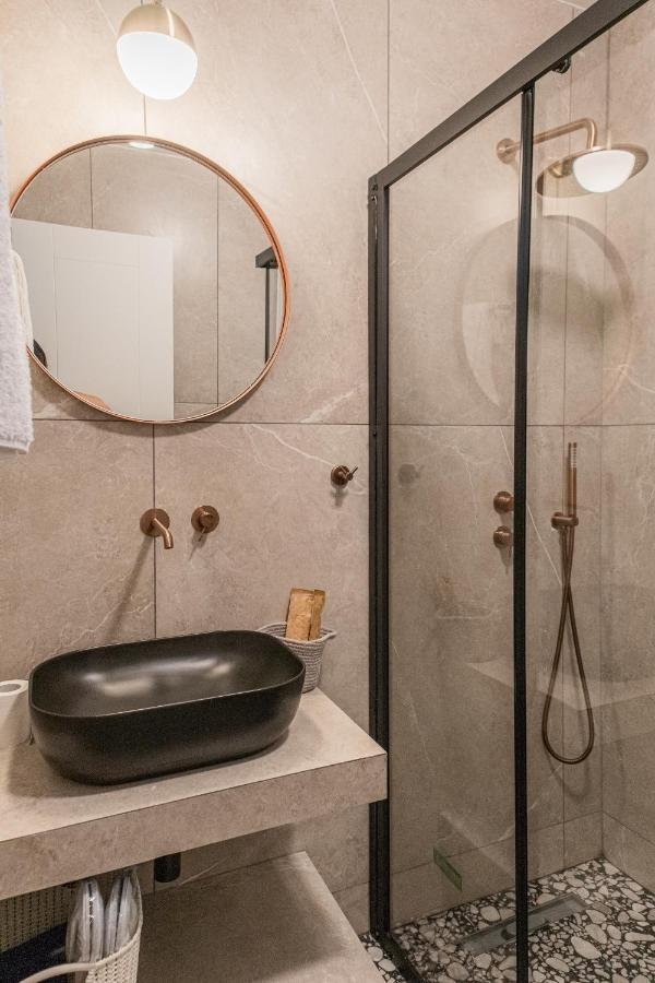 Chelmis Sea Front Apartments - Atlantis 아르고스톨리온 외부 사진
